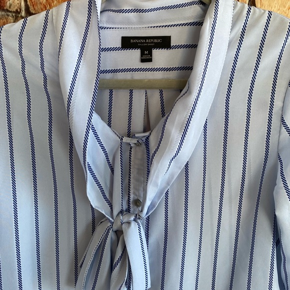 Banana republic dress blouse - Picture 4 of 4